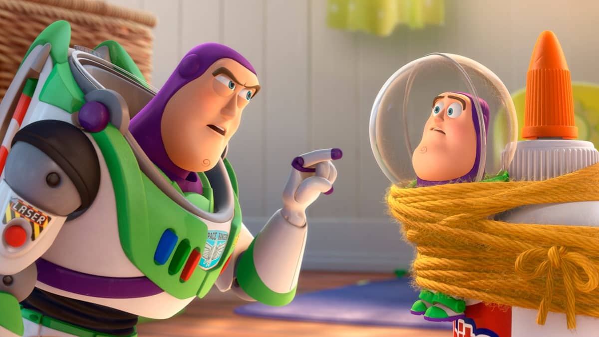 Buzz L'éclair Film A Partir De Quel Age Mini Buzz | DisneyPixar.fr